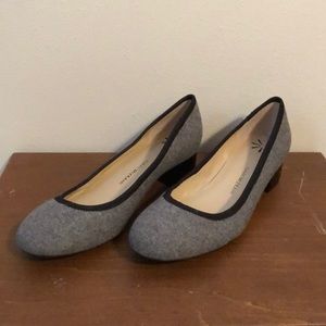 Isaac mizrahi live gray shoes 7 1/2 M